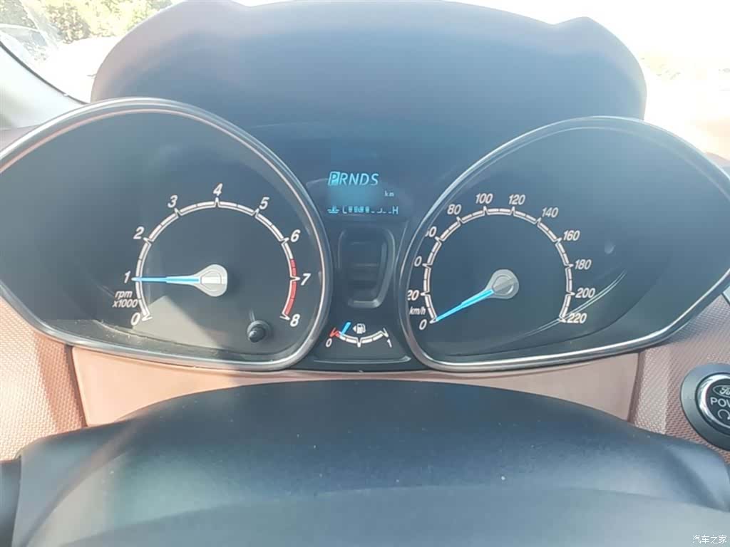 Ford 1.0, 2015 4