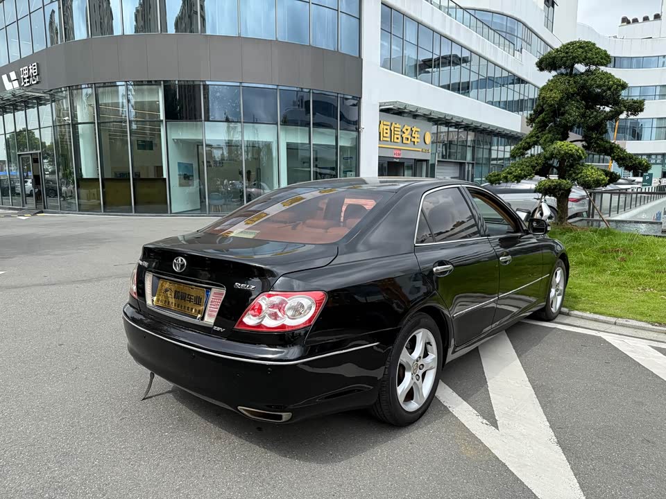 Toyota Reiz Toyota Reiz