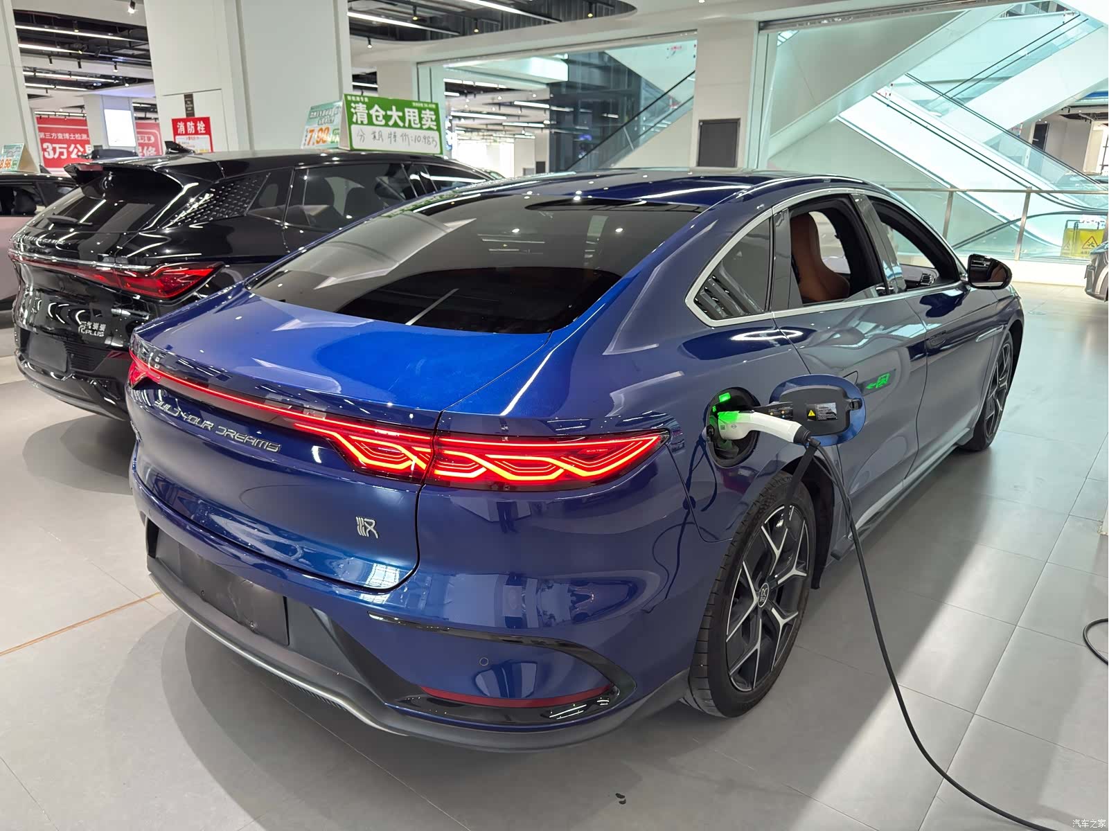 BYD Han, 2022 4