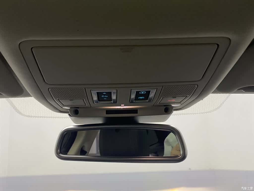 Jaguar F-PACE, 2017 28