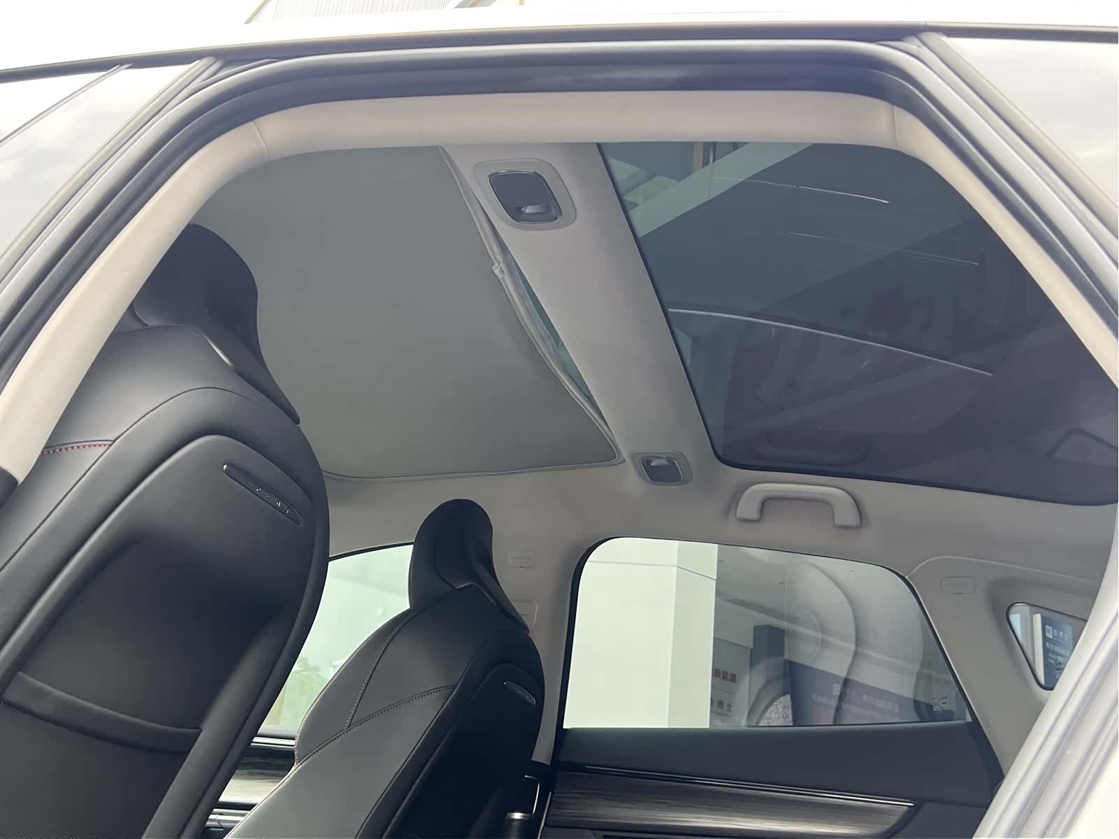 Xpeng P7, 2020 16