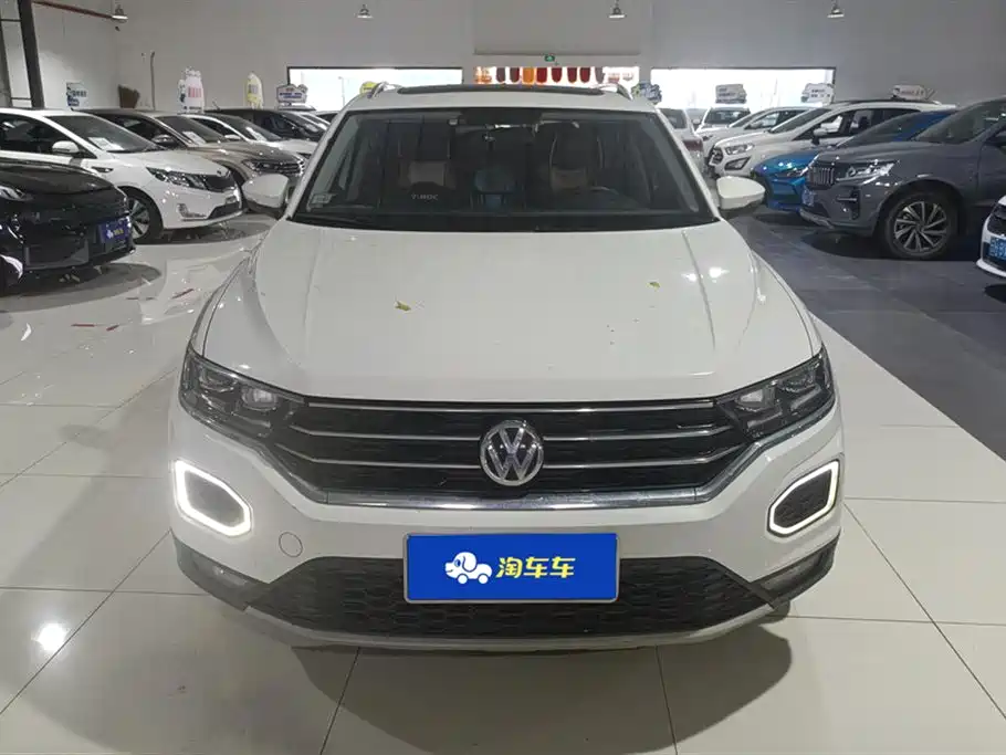 Volkswagen T-ROC exploring Songs