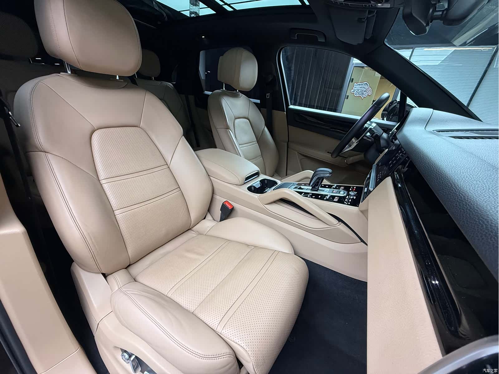 Porsche Cayenne, 2018 11