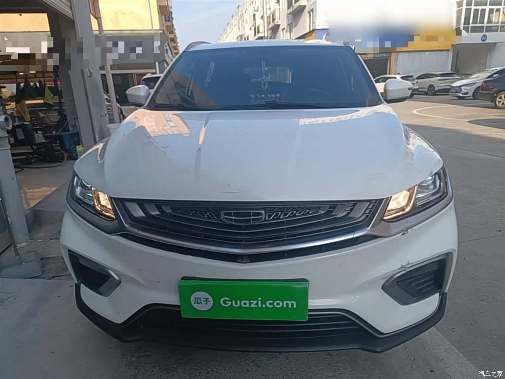 Geely Coolray, 2020 3
