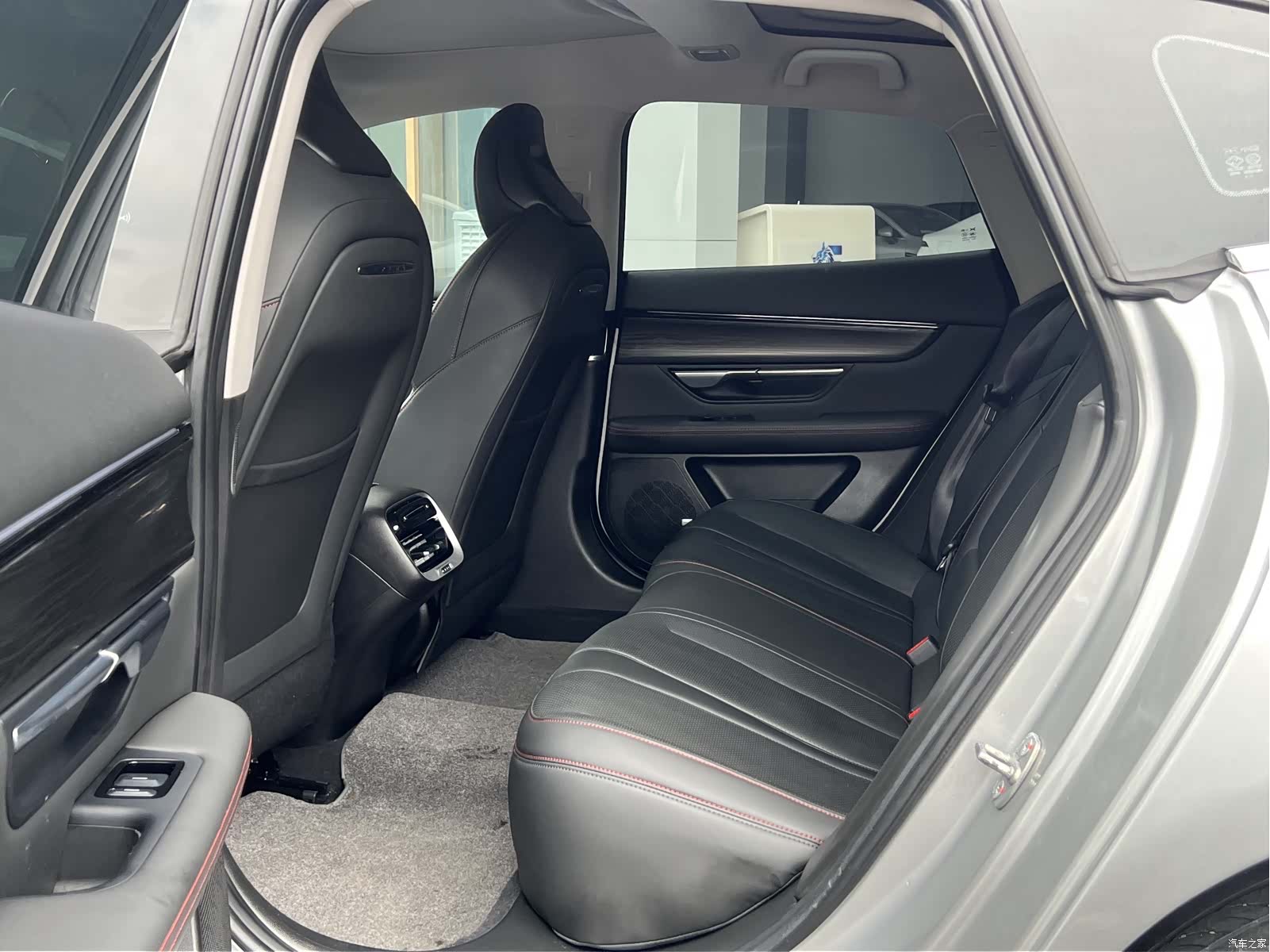 Xpeng P7, 2020 15