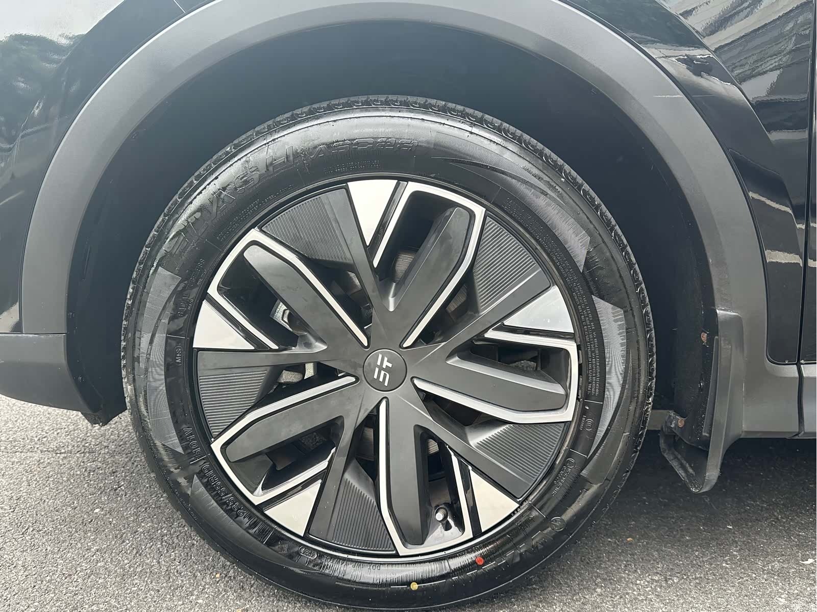 Jetour L7, 2025 28