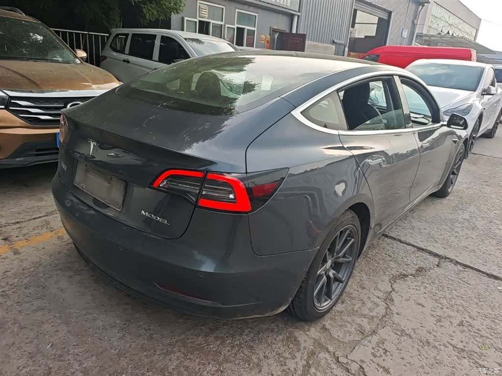 Tesla Model 3, 2020 7
