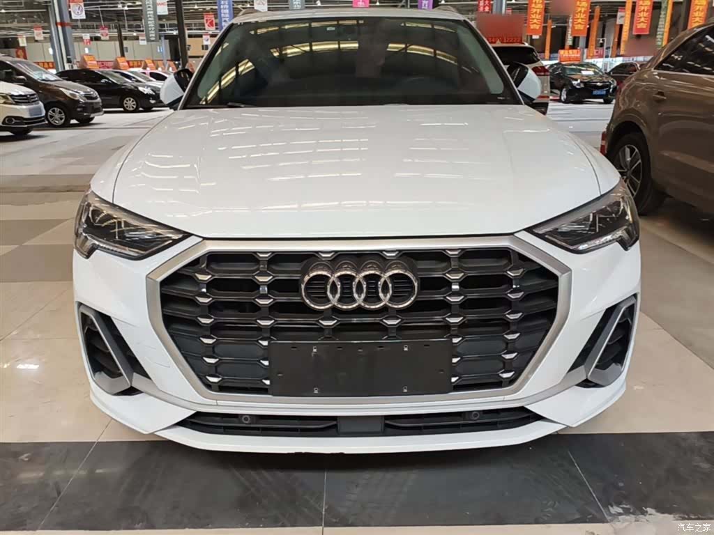 Audi Q3, 2019 3