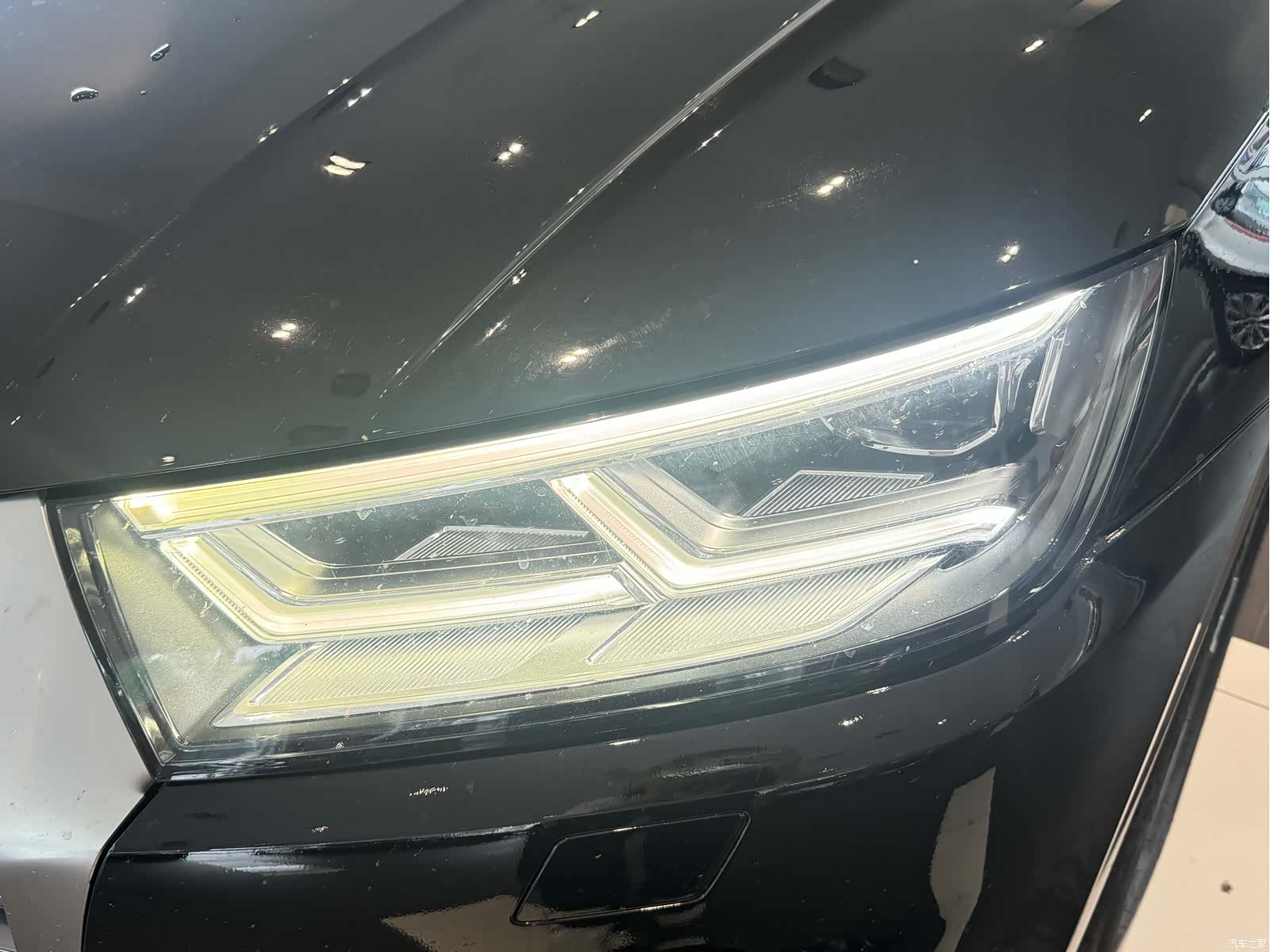 Audi Q5L, 2020 11