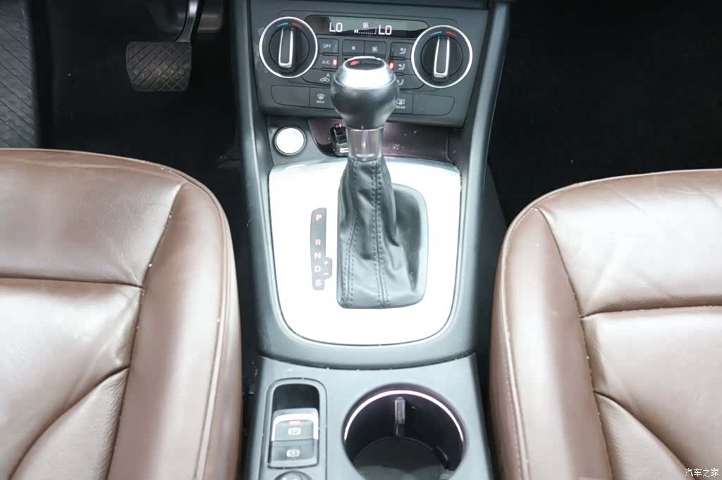 Audi Q3, 2016 8