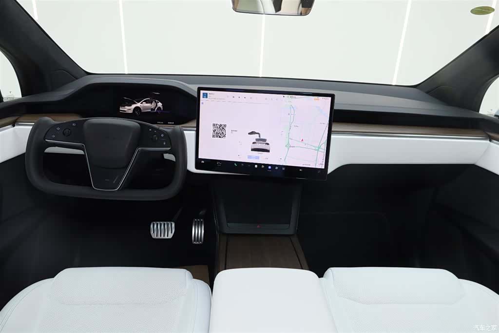 Tesla Model X, 2023 26