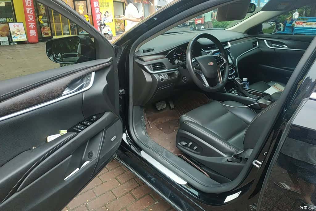 Cadillac XTS, 2018 9