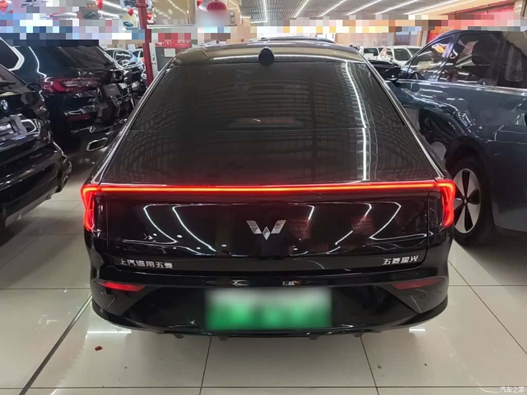 Wuling Starlight, 2025 6
