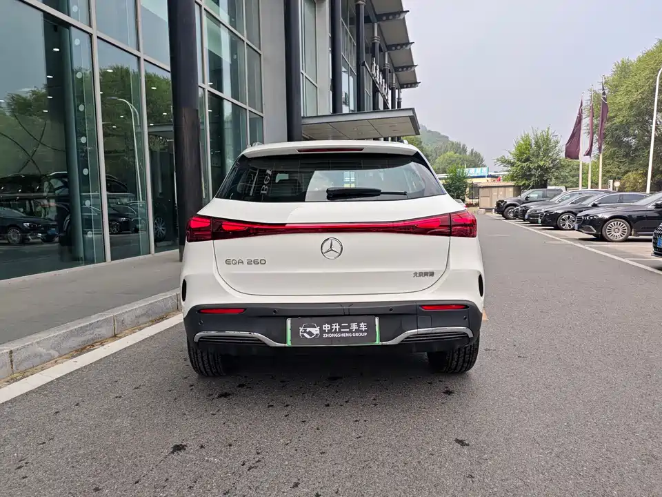 Mercedes-Benz EQA