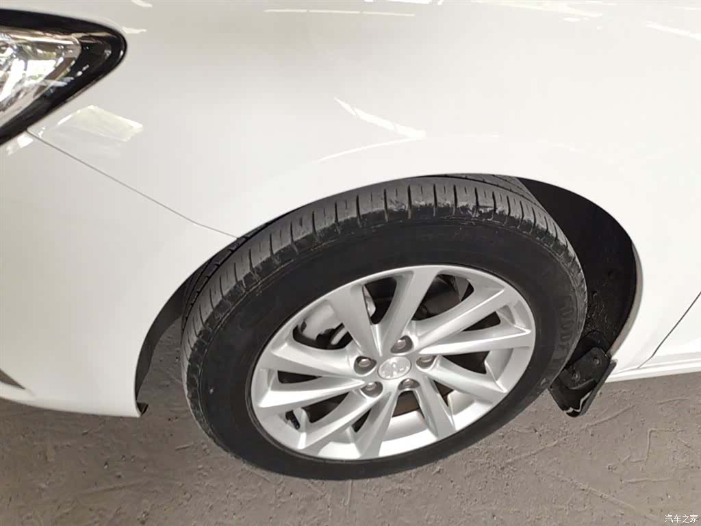 Buick Verano, 2019 23