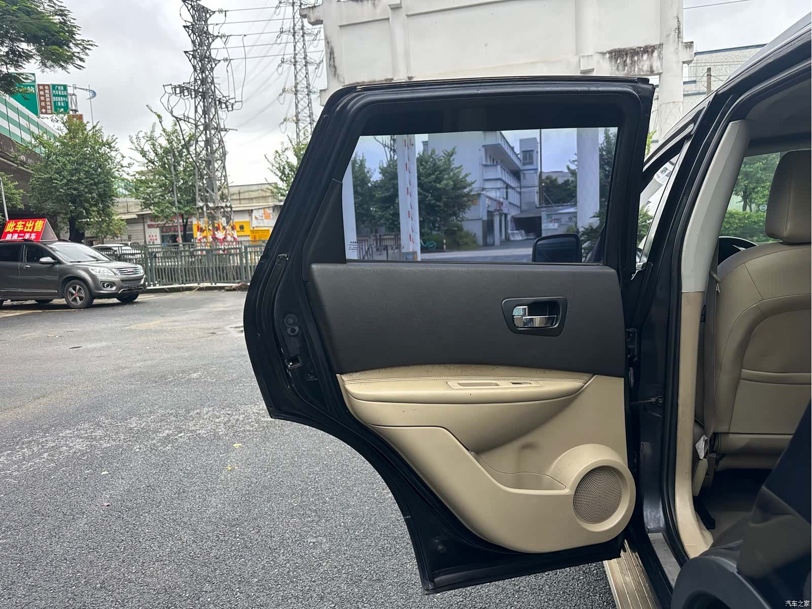 Nissan Qashqai, 2009 11