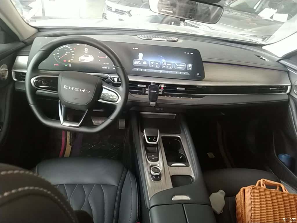 Chery Arrizo 8, 2025 6