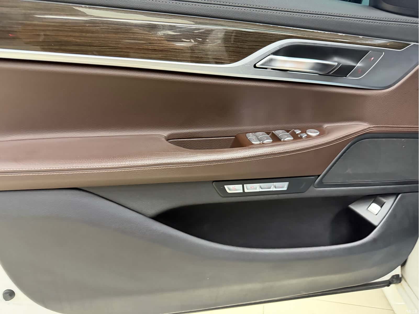 BMW 7 Series, 2016 16