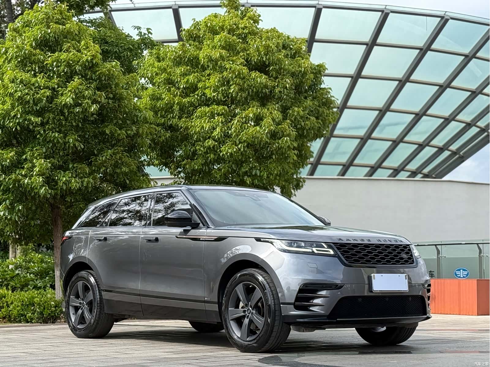 Land Rover Range Rover, 2019 3