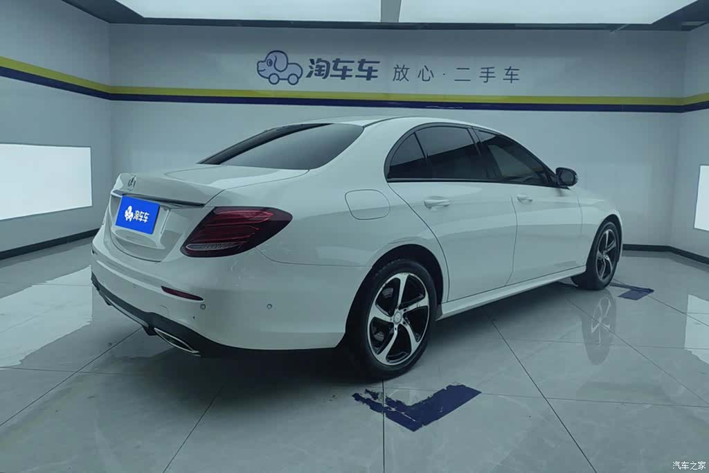 Mercedes-Benz E-Class, 2017 3