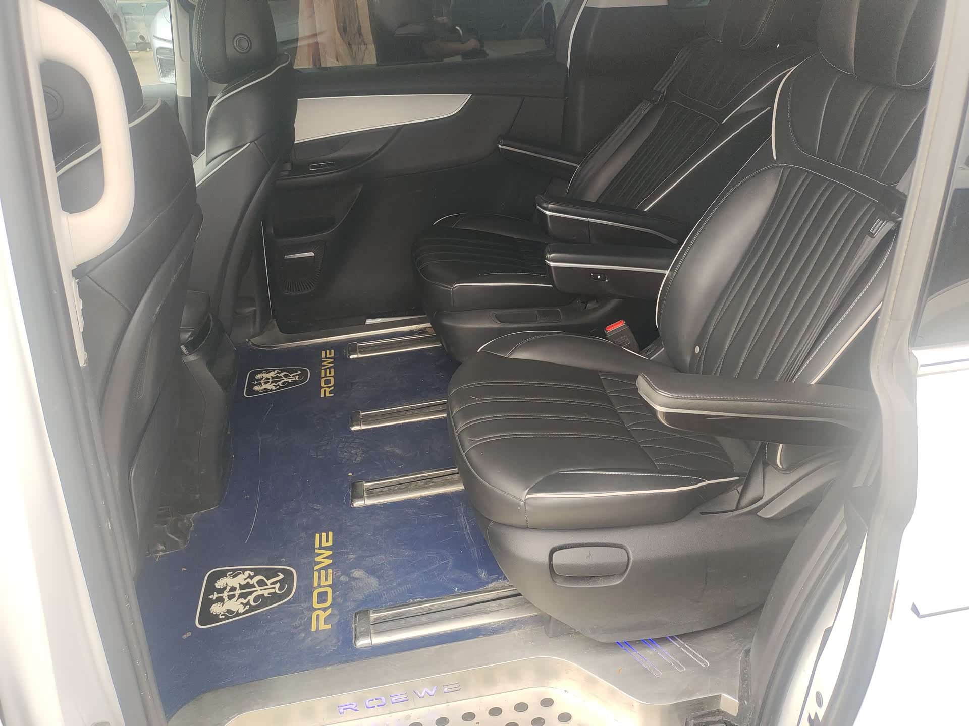 Roewe iMAX8, 2022 все фото