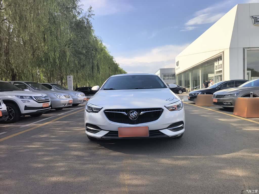 Buick Regal, 2020 3