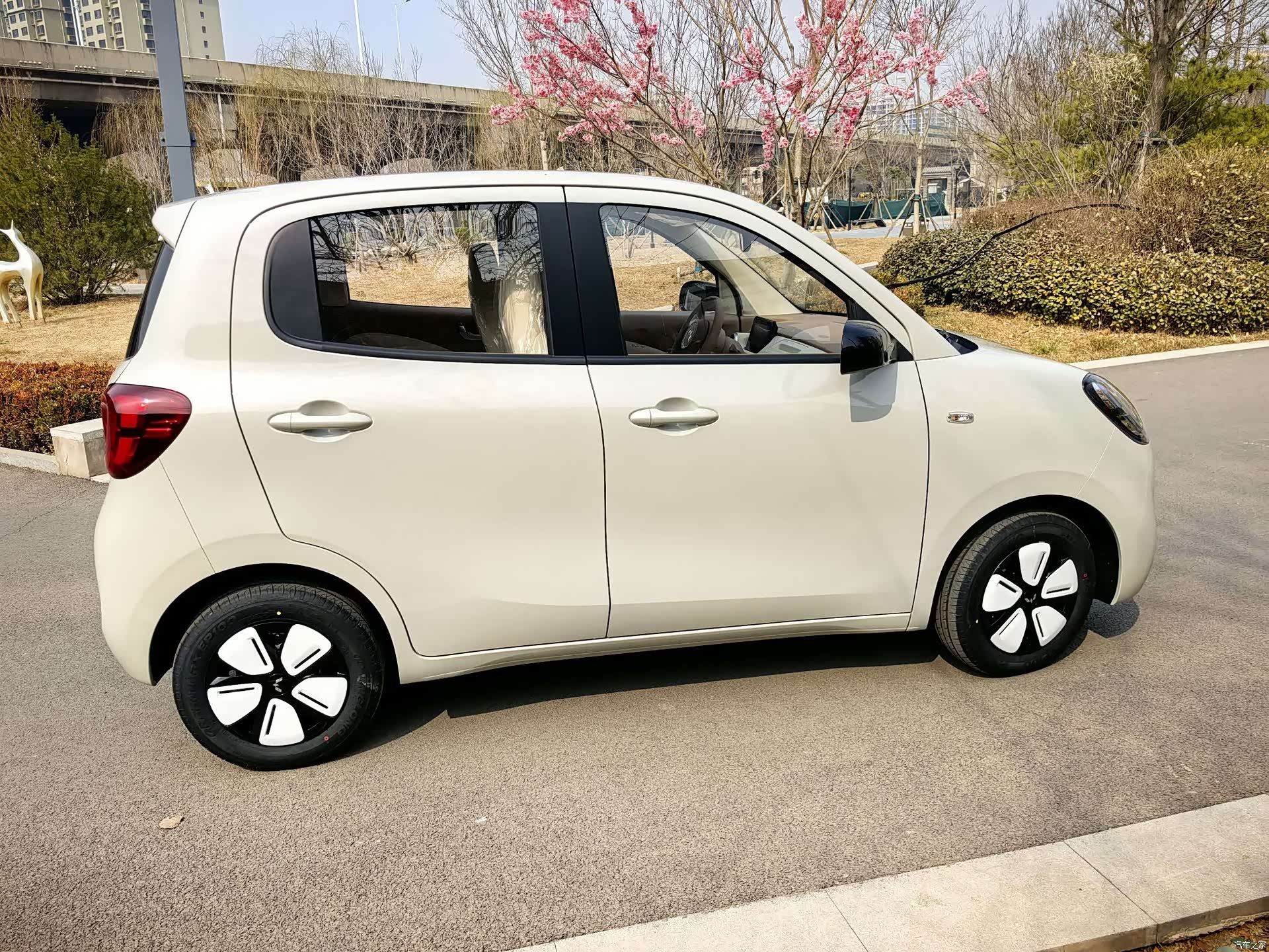 Wuling MINIEV, 2026 9