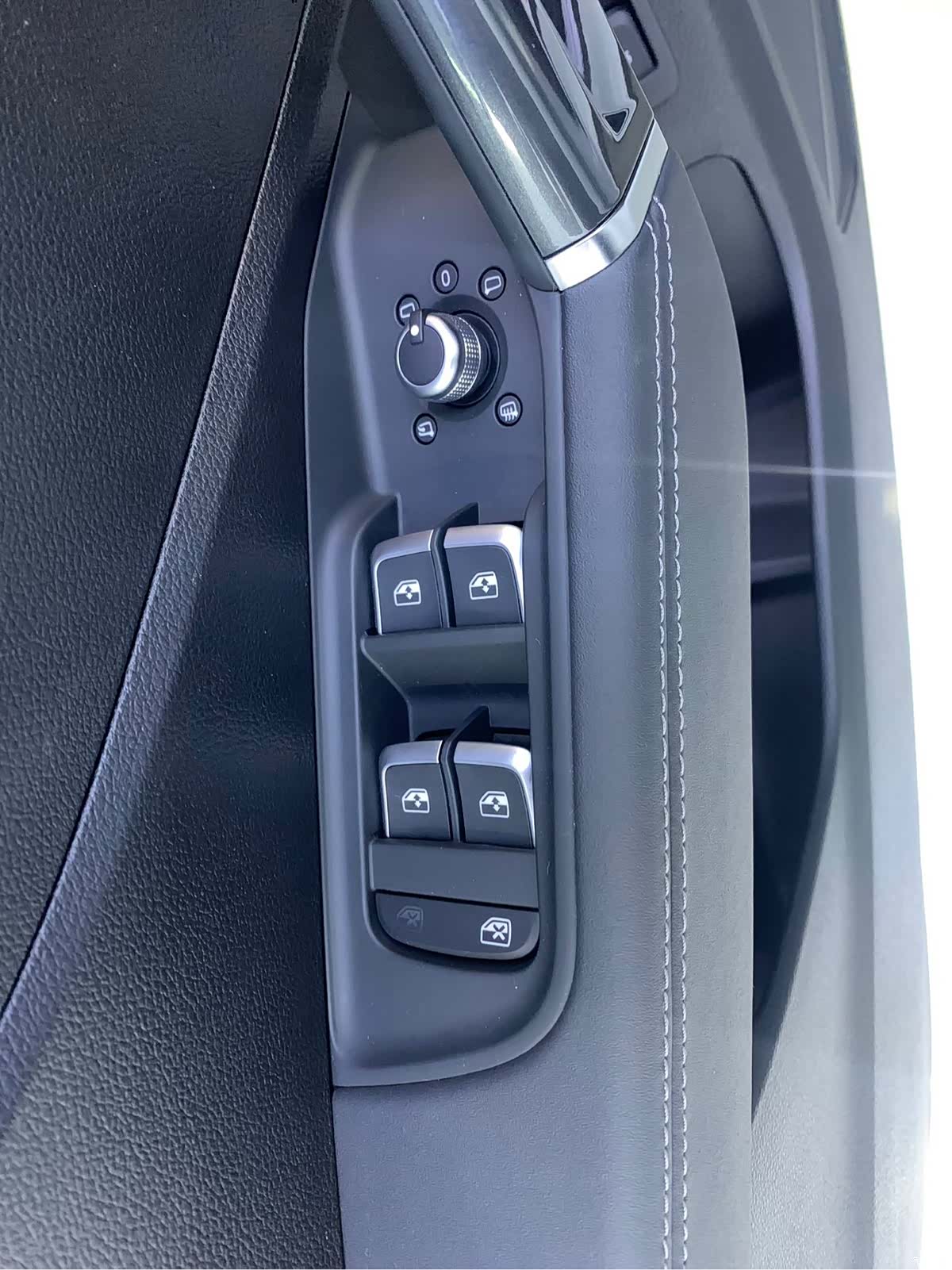 Audi Q2L, 2022 4