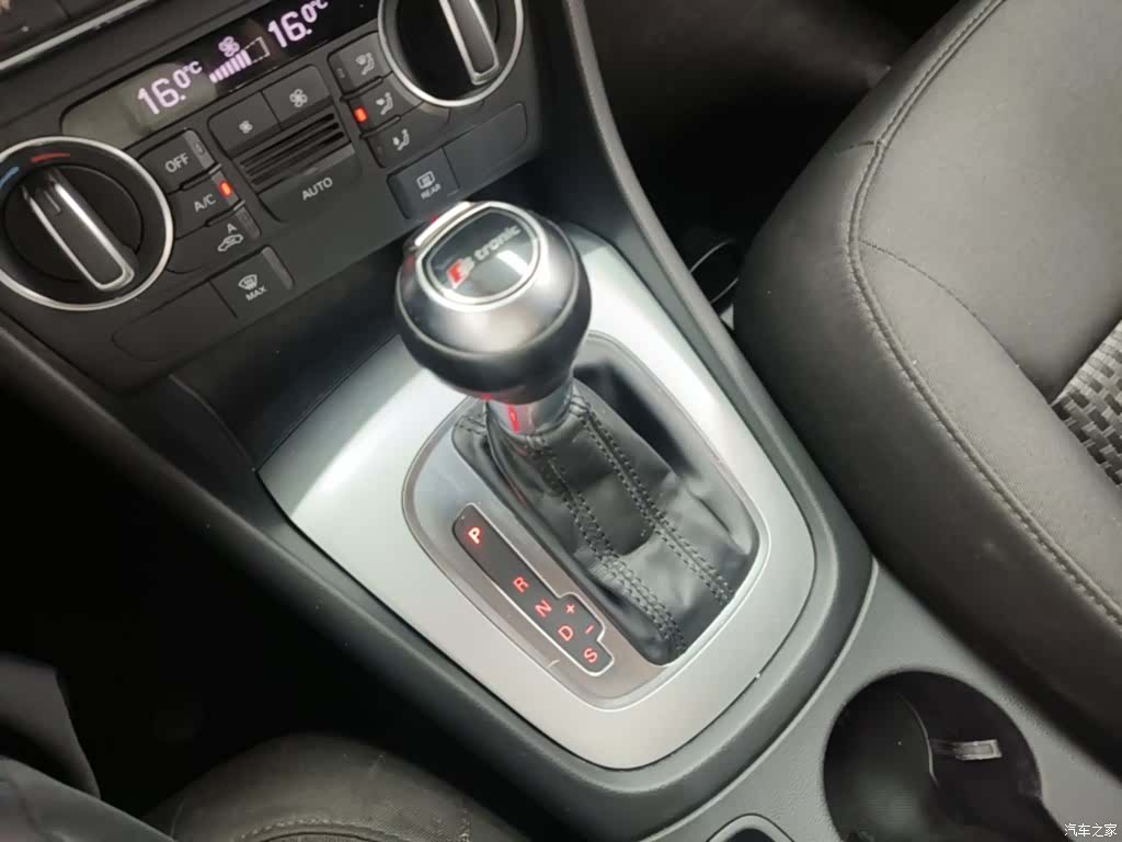 Audi Q3, 2016 14