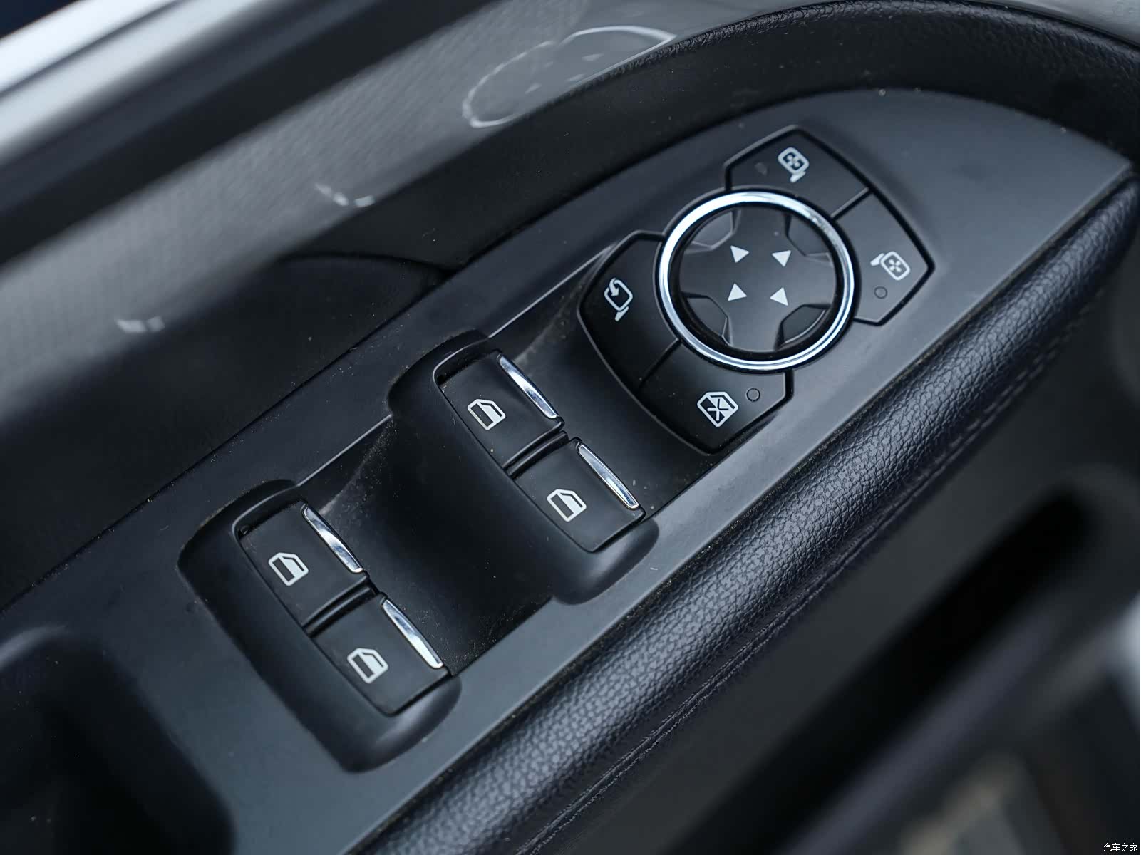 Ford Explorer, 2018 24