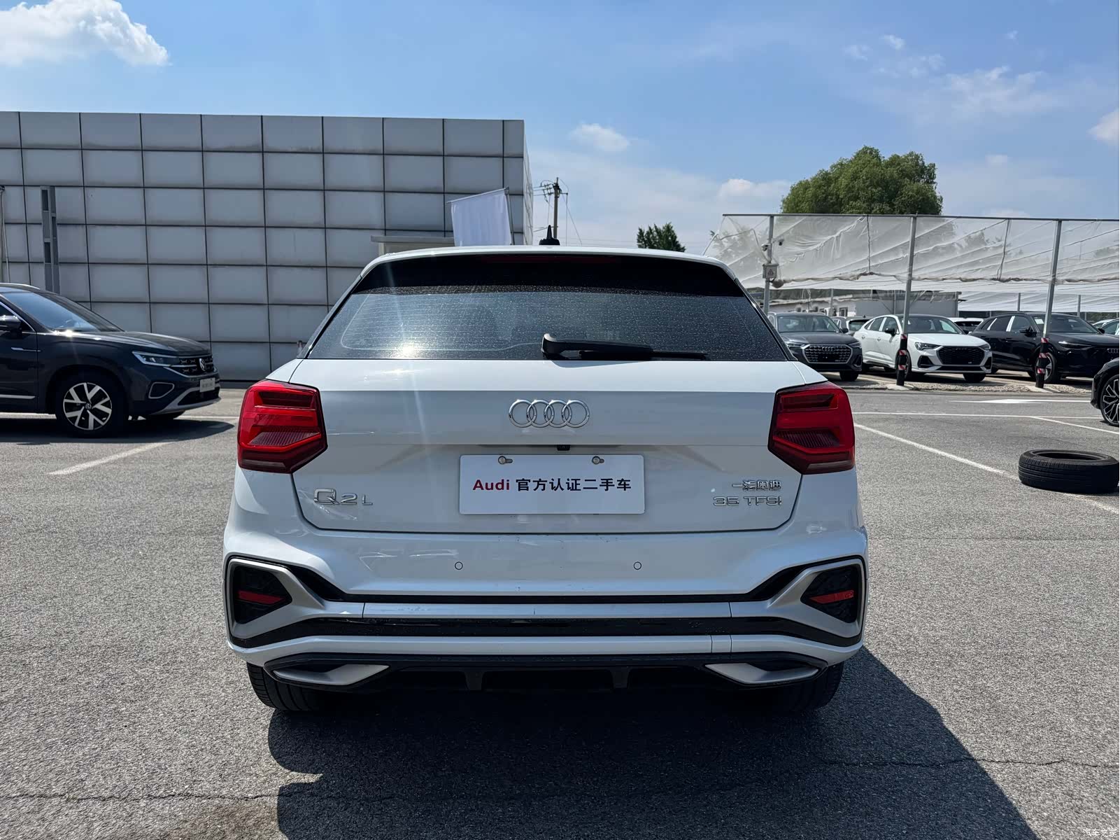 Audi Q2L, 2024 все фото