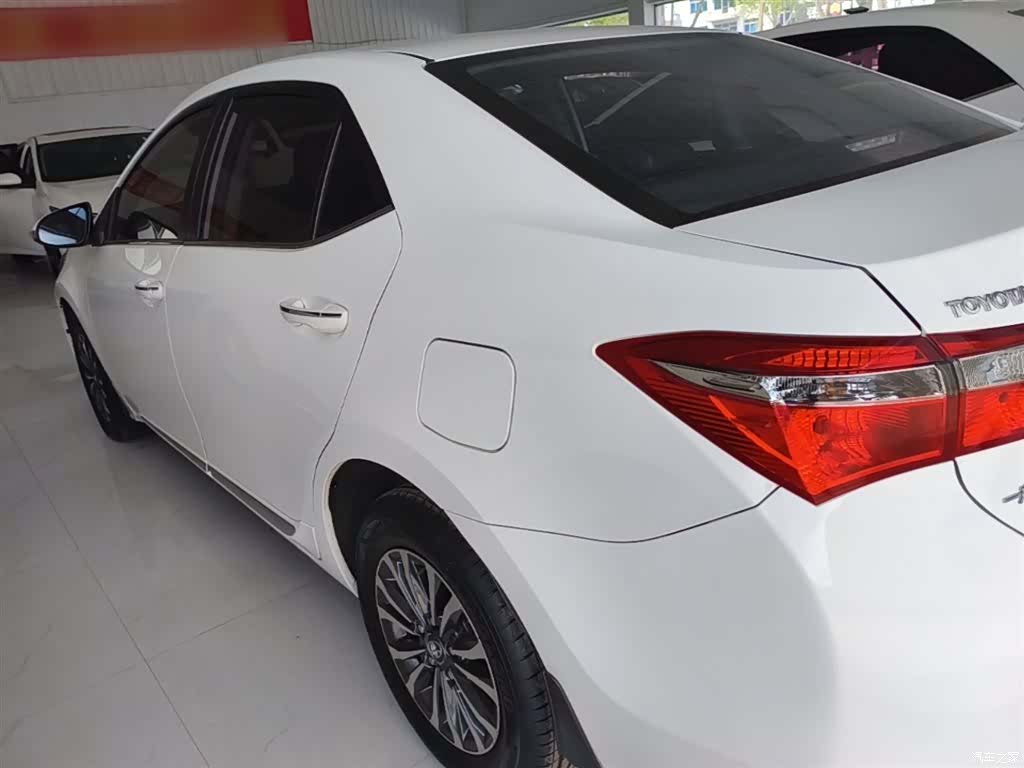 Toyota Corolla, 2019 все фото