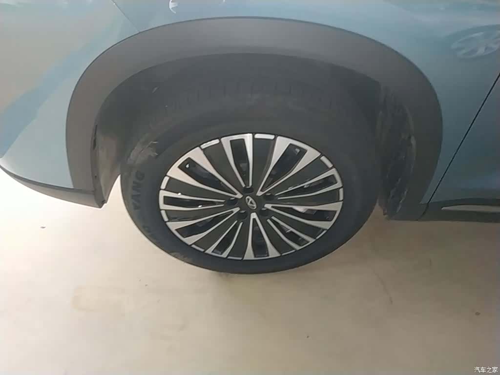 Chery Tiggo 8 Plus, 2025 23