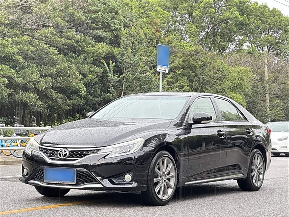 Toyota Reiz Toyota Reiz
