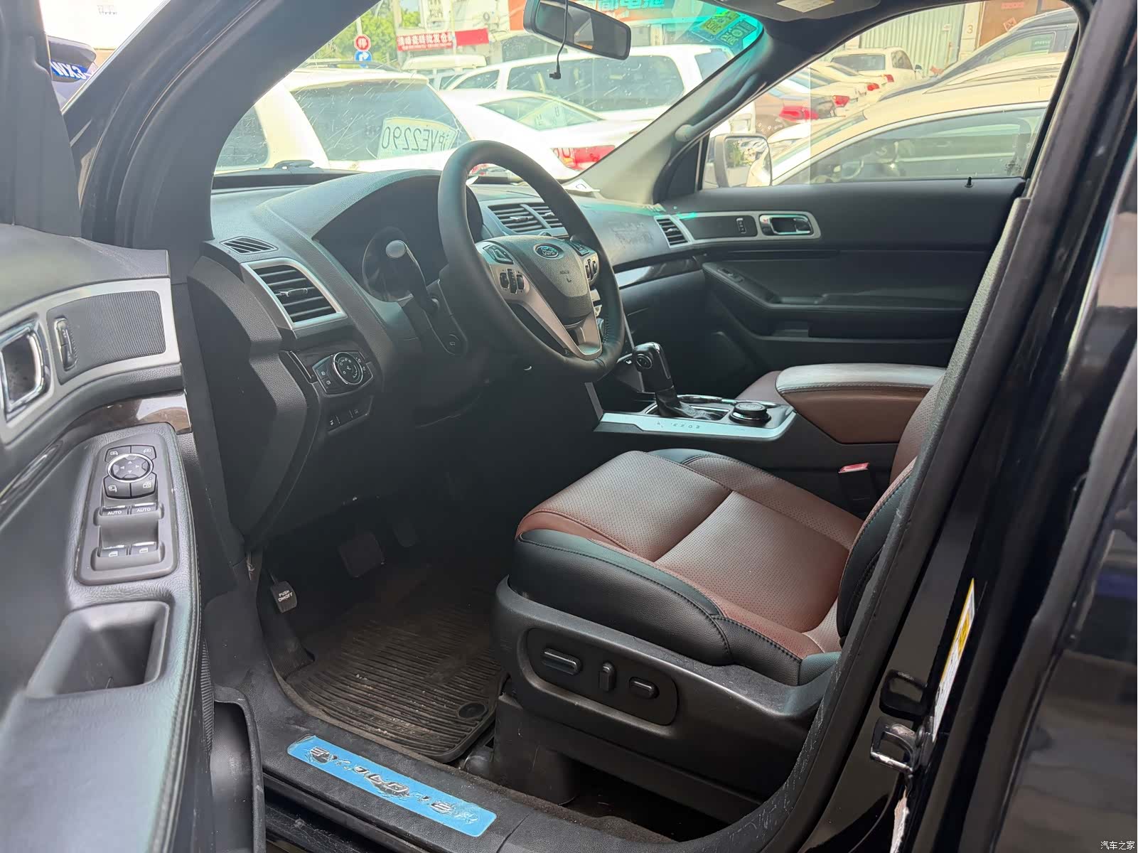 Ford Explorer, 2015 6