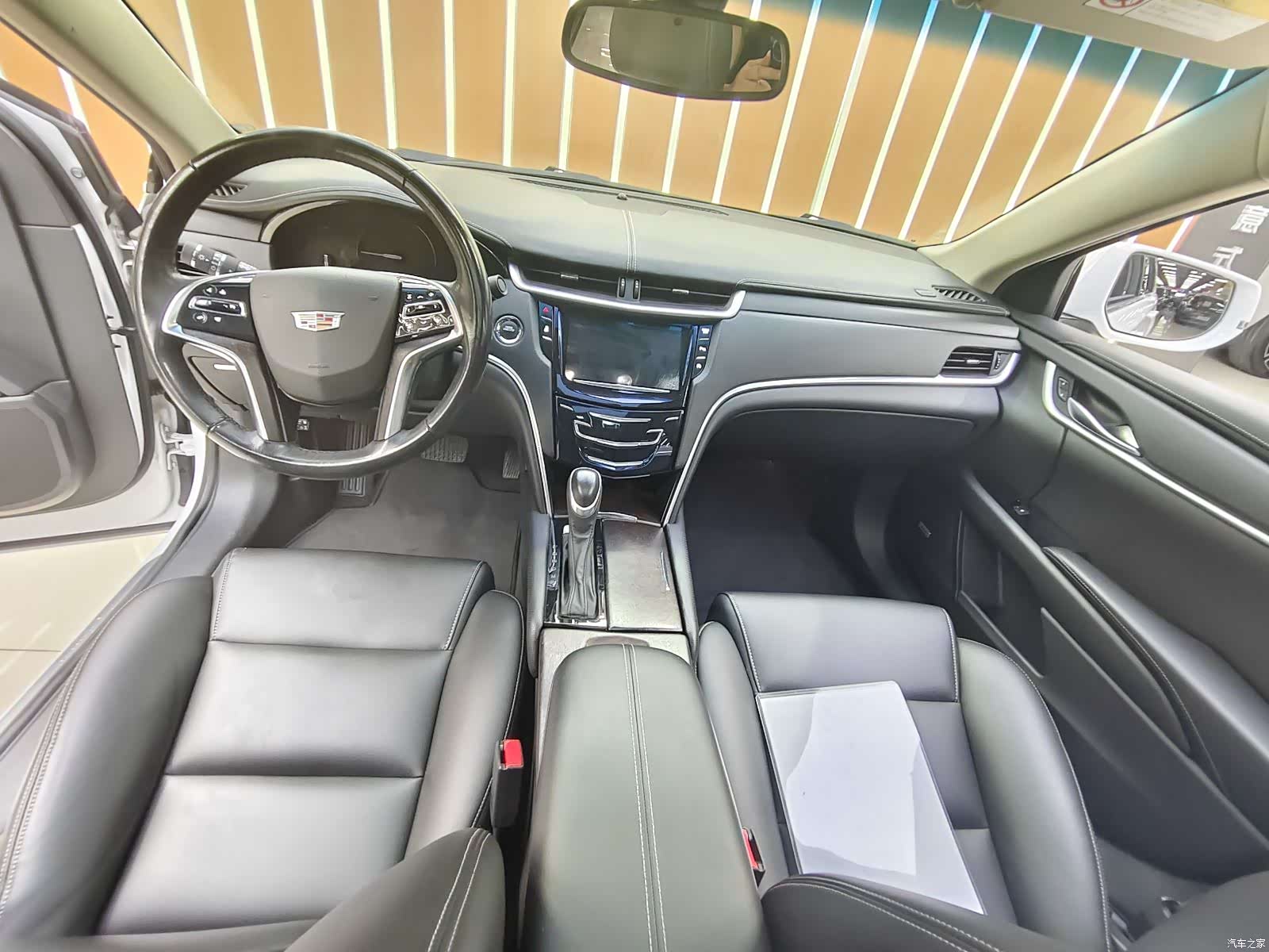 Cadillac XTS, 2019 все фото