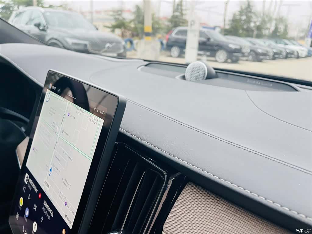 Volvo S90, 2025 11