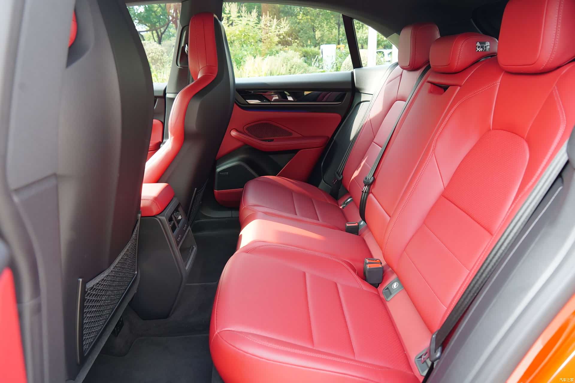 Porsche Macan, 2025 13