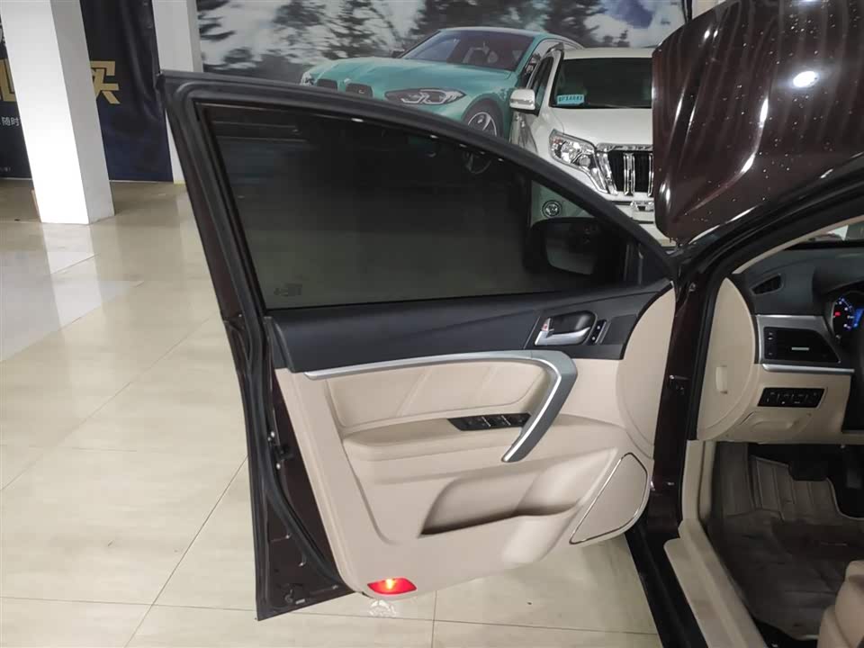 Geely Emgrand Geely Emgrand