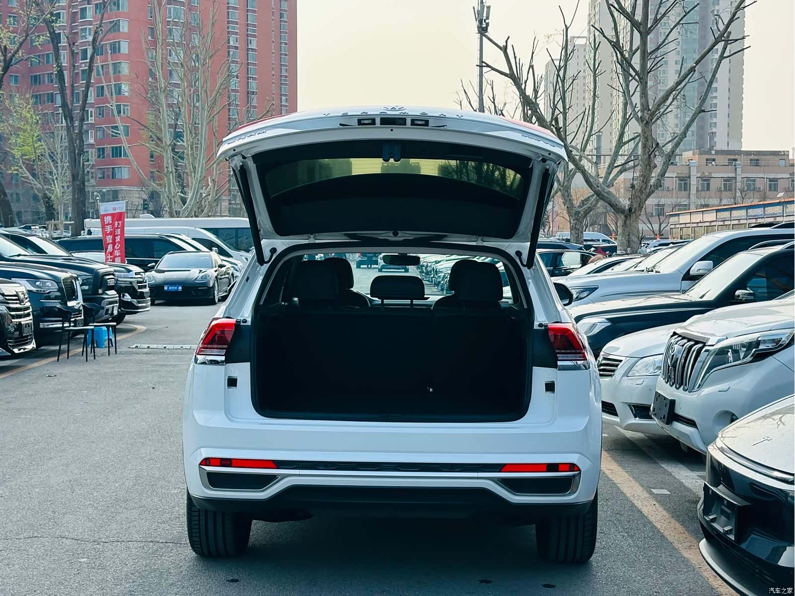 Volkswagen Teramont X, 2020 31