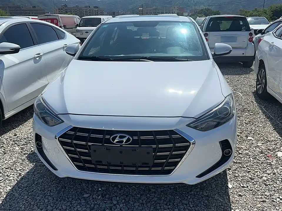 Hyundai Lead