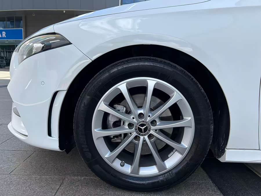 Mercedes-Benz A-Class 2022, фото 5