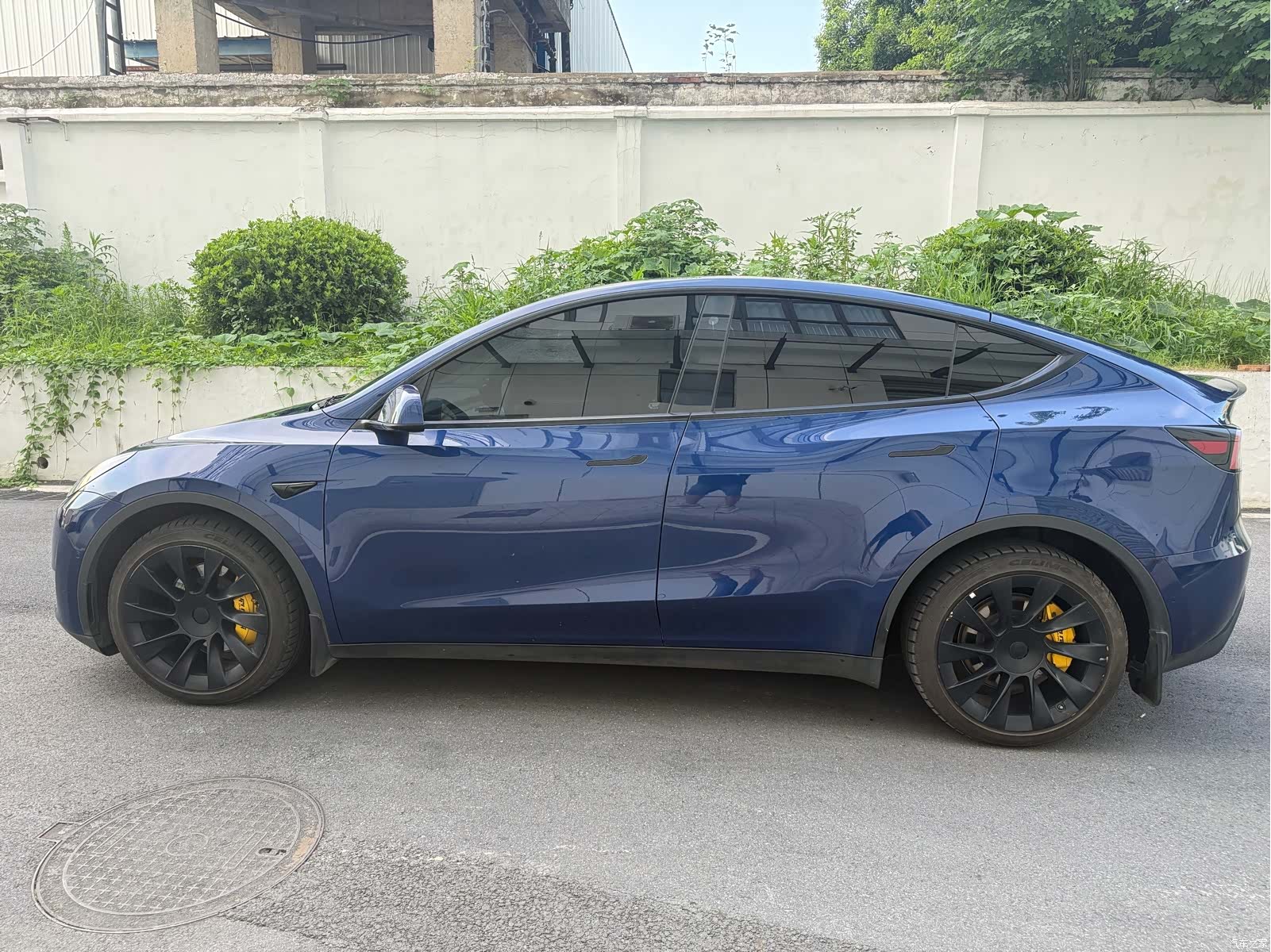 Tesla Model Y, 2021 4