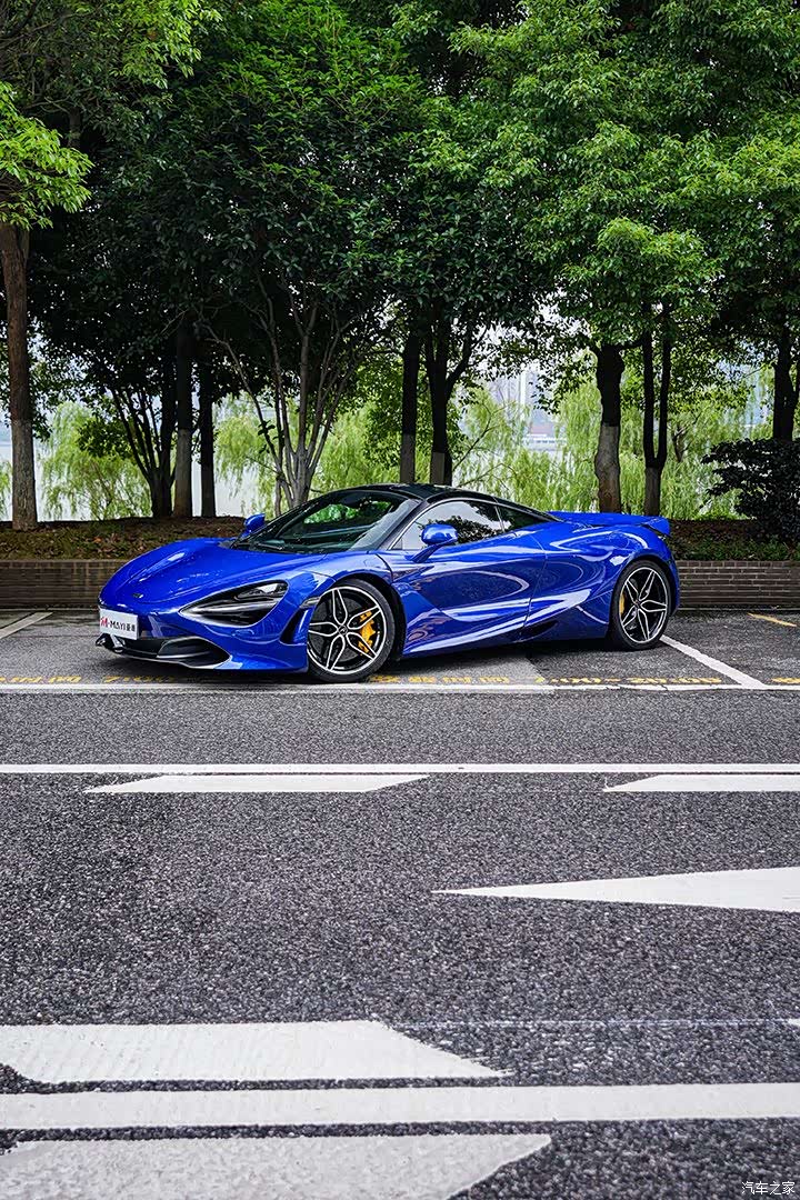 McLaren 720S, 2019 7