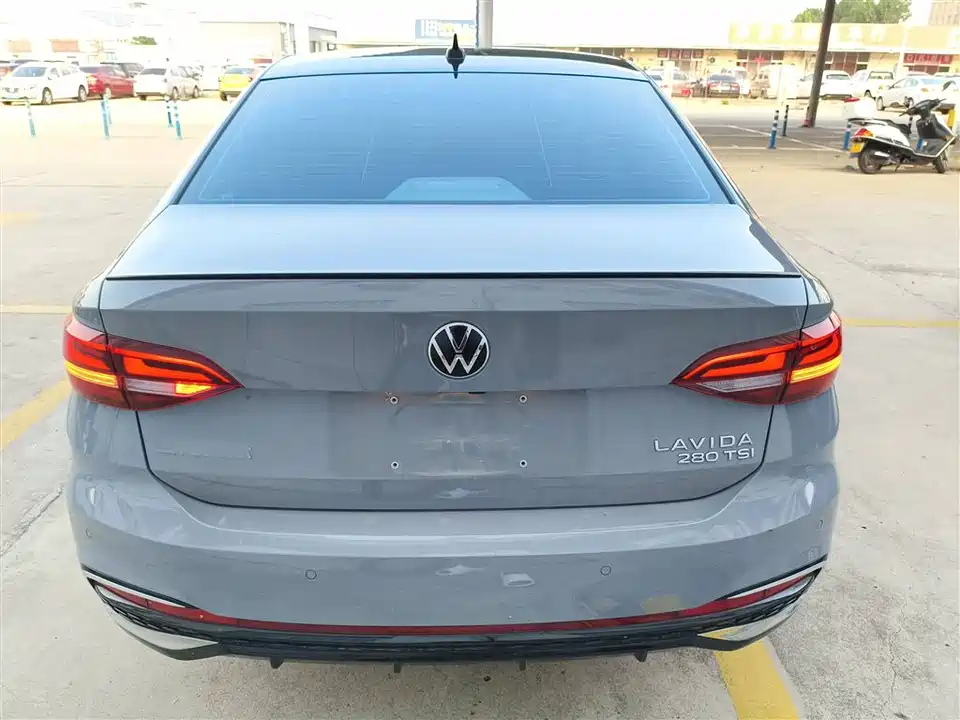 Volkswagen Lavida