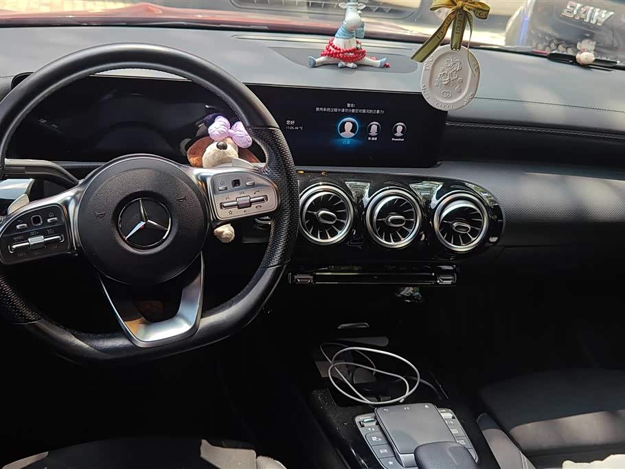Mercedes-Benz Class A Mercedes-Benz Class A