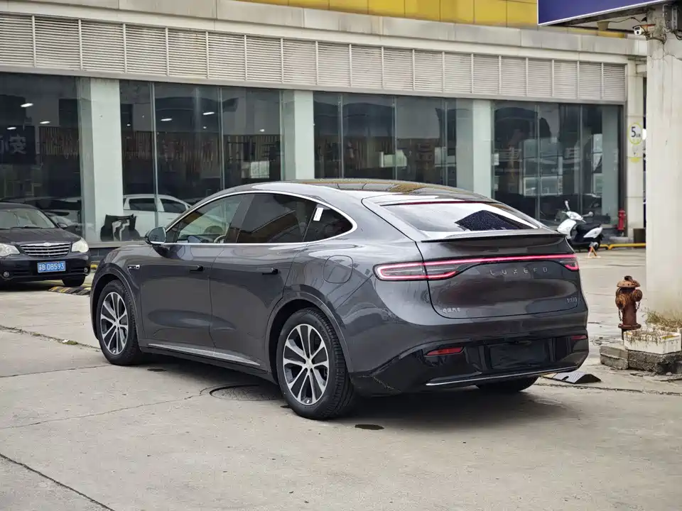 HarmonyOS Wisdom World R7