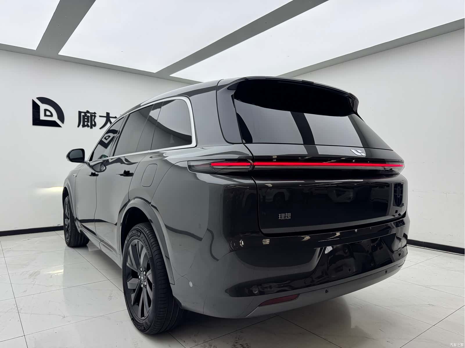 Li Auto L8, 2023 все фото