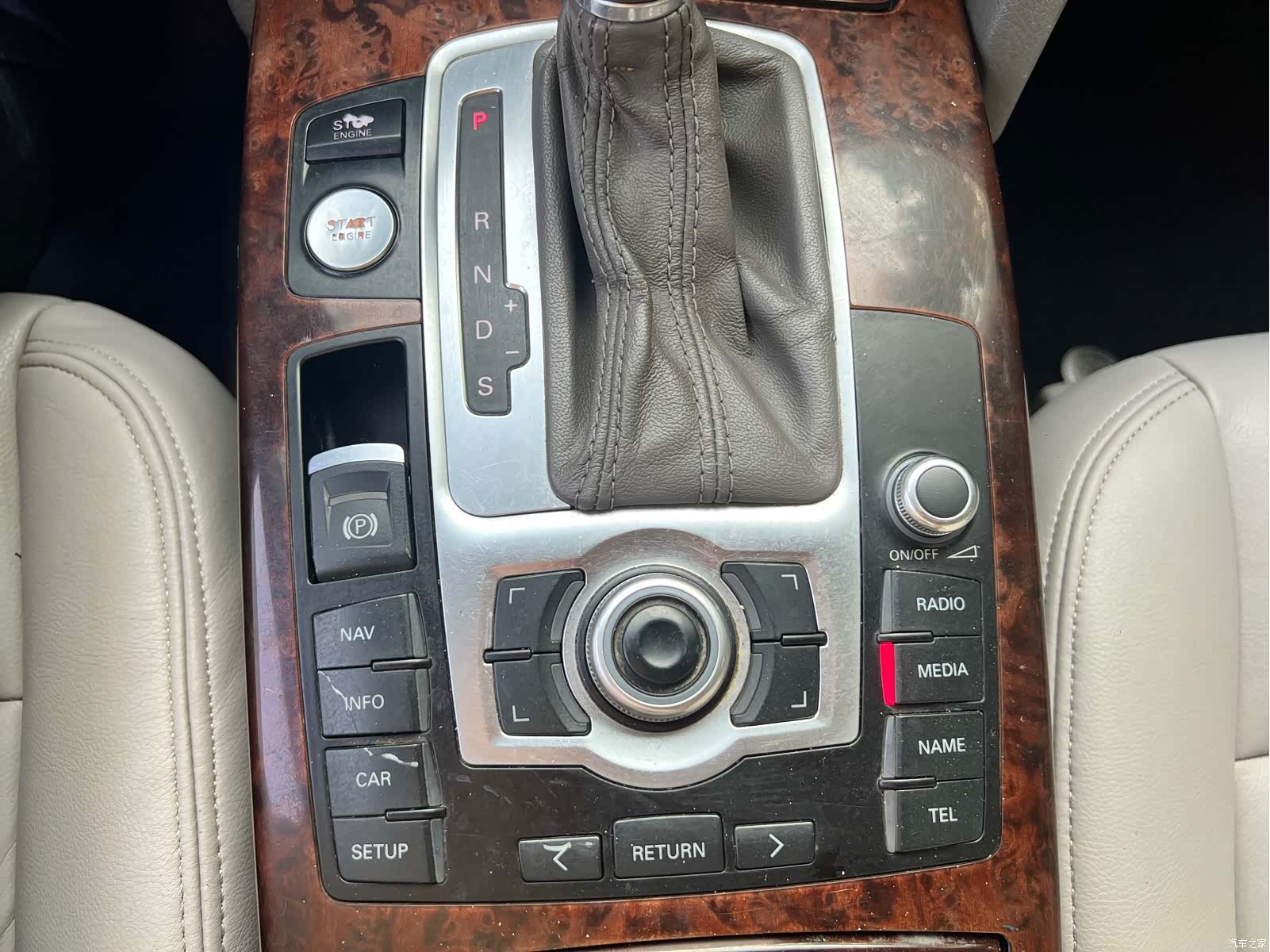 Audi A6L, 2009 18