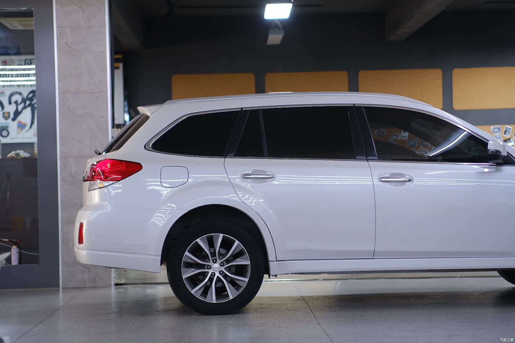 Subaru Outback, 2014 10